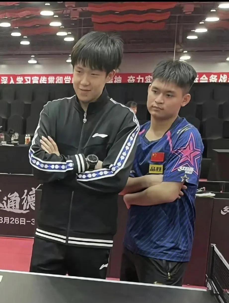 乒乓球附加赛上演强强对话,云贵霹雳队绝杀塞北天虎队,多点开花奏效;边后卫成为亮点的简单介绍 乒乓球附加赛上演强强对话,云贵霹雳队绝杀塞北天虎队,多点开花奏效;边后卫成为亮点的简单介绍